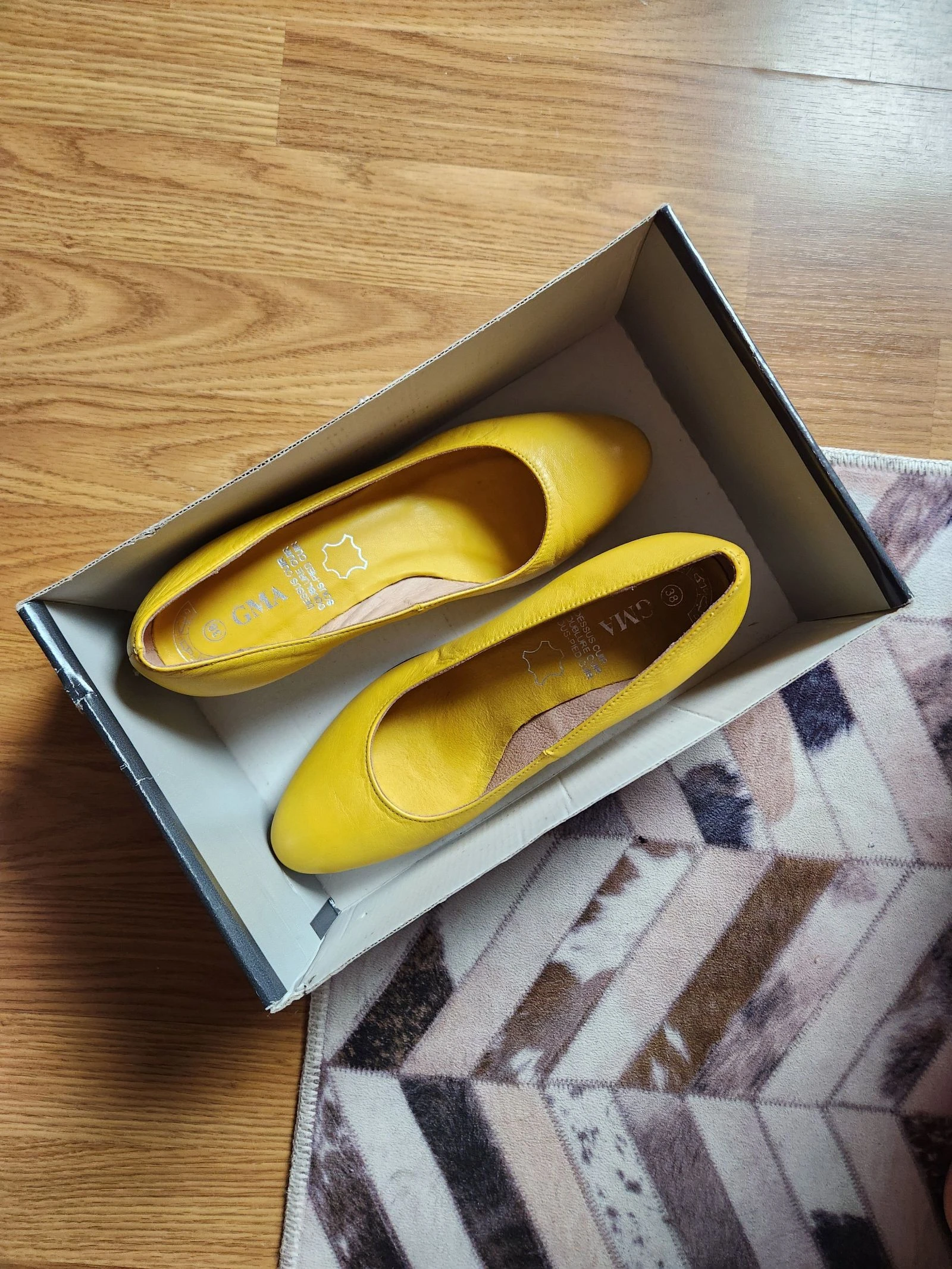 💛NIEUW superbe gele leren hakken maat 38💛 – photo 5